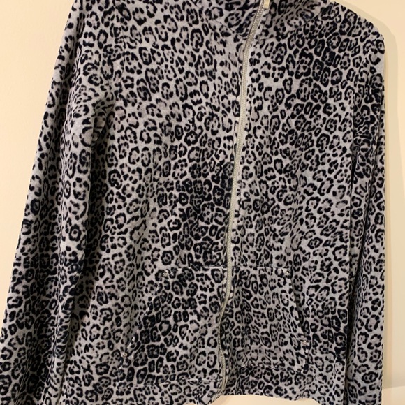 Jones New York Signature Velour Zip Up Jacket - Picture 11 of 12